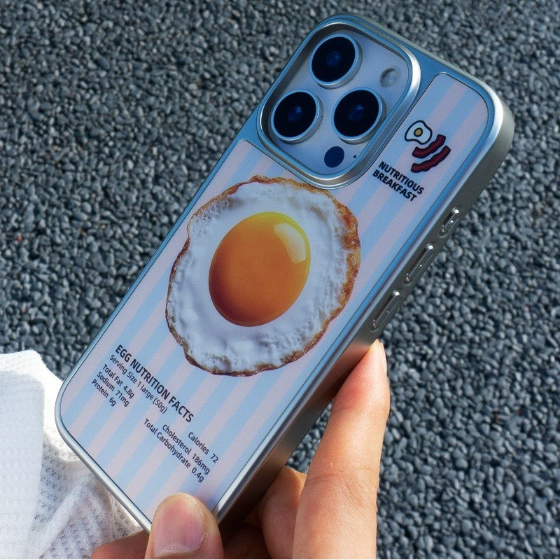 iPhone 18 Pro Max・18 Proを含む全17機種対応 【MagSafe対応・単品】iPhone ケース 目玉焼きデザイン × ストライプ柄 手持ちライフスタイル おもしろ かわいい