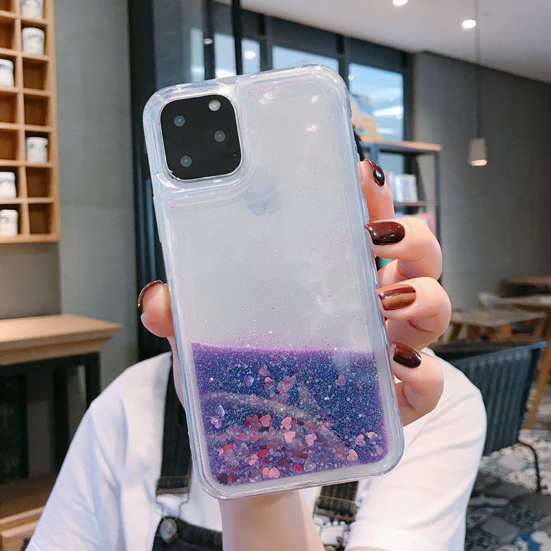 キラキラ流れるグリッターiPhoneケース パープル(ハート) 手持ちイメージ