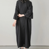 ブラックのロングシャツワンピース 後ろ姿