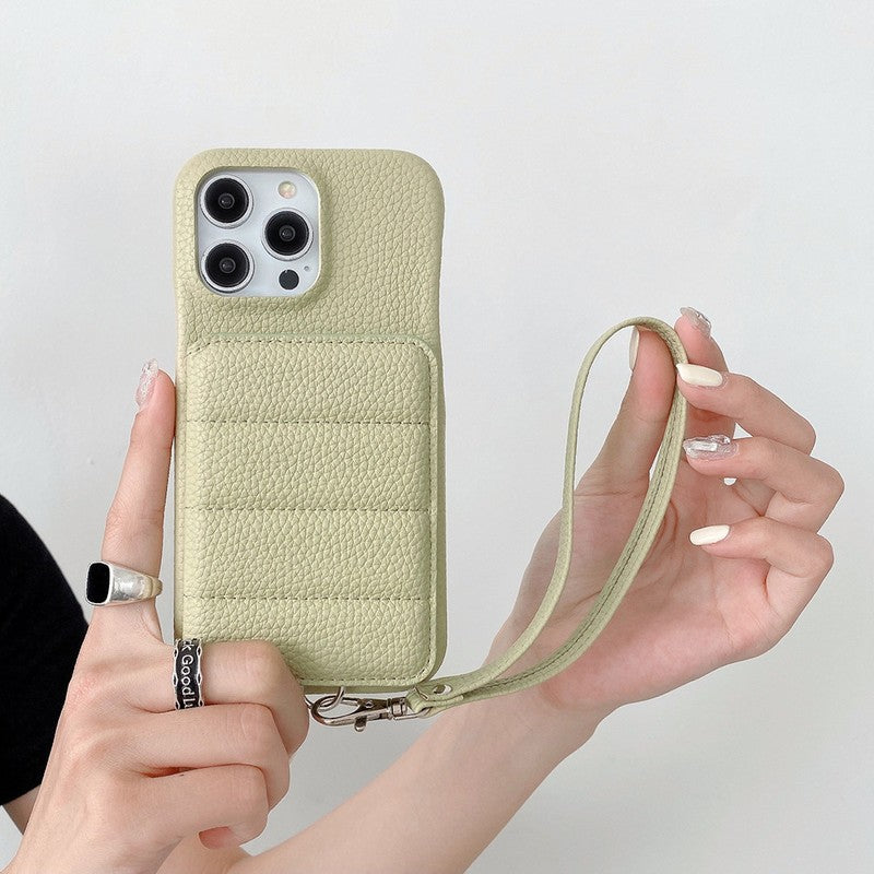 グリーンのキルティングiPhoneケース カード収納とスタンド付き