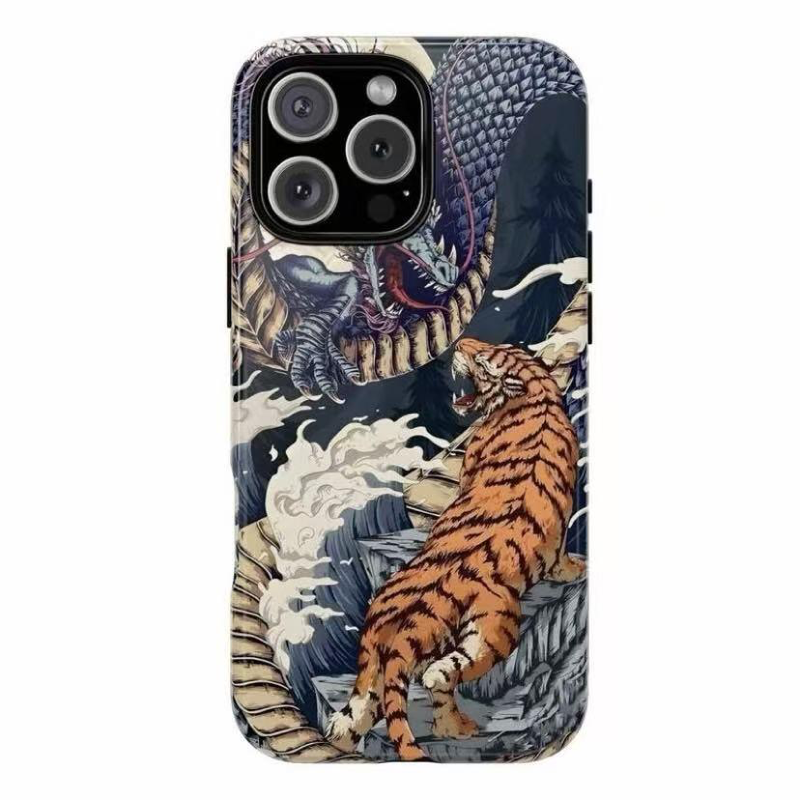和柄アート iPhoneケース 龍と虎(ネイビー) 元の装着イメージ