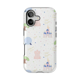 童話風の城とパステルイラスト柄 iPhoneケース キャッスル(ホワイト) 白背景の装着イメージ
