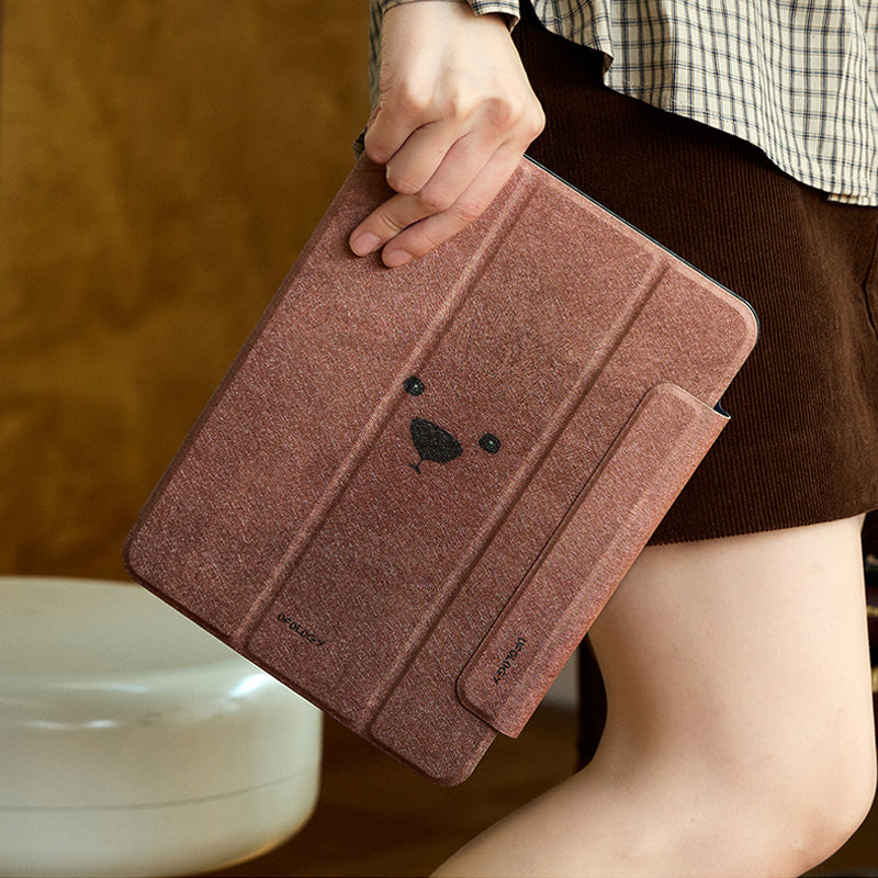 シンプルベアモチーフペンスロット付きマグネット式iPadケース