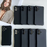 ブラック系iPhoneケースの形状と質感がわかるラインアップ画像