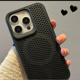 MagSafe対応 iPhone ケース シリコン 蜂の巣型放熱 ブラック ハニカム 男女兼用 シンプル