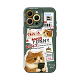 グリーン キャットAのニュースペーパーキャット柄 iPhoneケース、実物の柄と付属品の参考画像