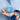 半透明マットのブルー音楽レコード柄 AirPods ケースとパールリングを合わせたおしゃれな手元、レコード型クリアチャーム付き