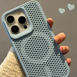 MagSafe対応 iPhone ケース シリコン 蜂の巣型放熱 ライトブルー パステル さわやか