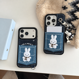ケース単品とチャーム付きデニム刺繍iPhoneケースの比較イメージ