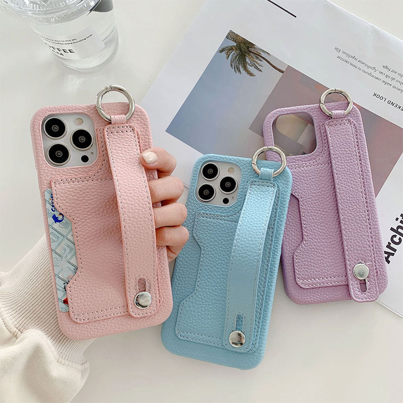 カード収納付きiPhoneケース｜手首ストラップ×レザー
