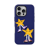 星柄プリント iPhoneケース イエロースター（ネイビー） 白背景の装着イメージ