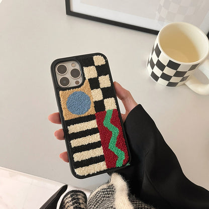 幾何学模様パッチワーク風フェイクファー素材スマホケース