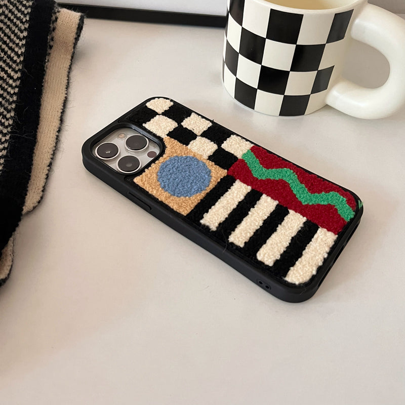 幾何学模様パッチワーク風フェイクファー素材スマホケース