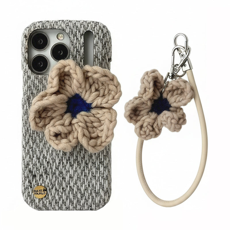 立体フラワー編み地デザインiPhoneケース グレー×ホワイト(2点セット)