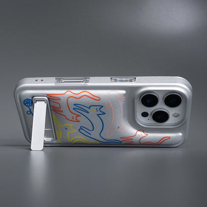 ラインアート猫柄一体型隠しスタンド付きシルバースマホケース